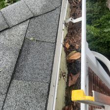 JR-Pressure-Washing-Your-Oakmont-Gutter-Cleaning-Solution 2